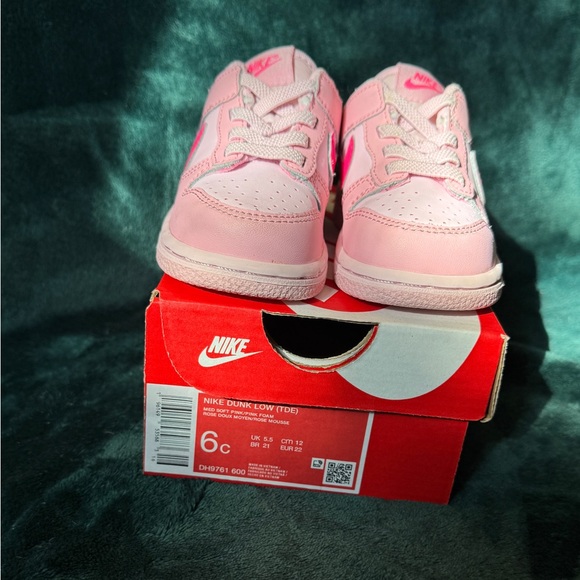 NIKE DUNK LOW TD 'TRIPLE PINK' - Picture 6 of 9